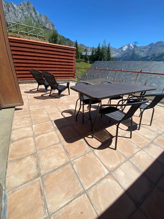 Bajo Con Terraza Y Vistas A Las Montana En 포르미갈 외부 사진